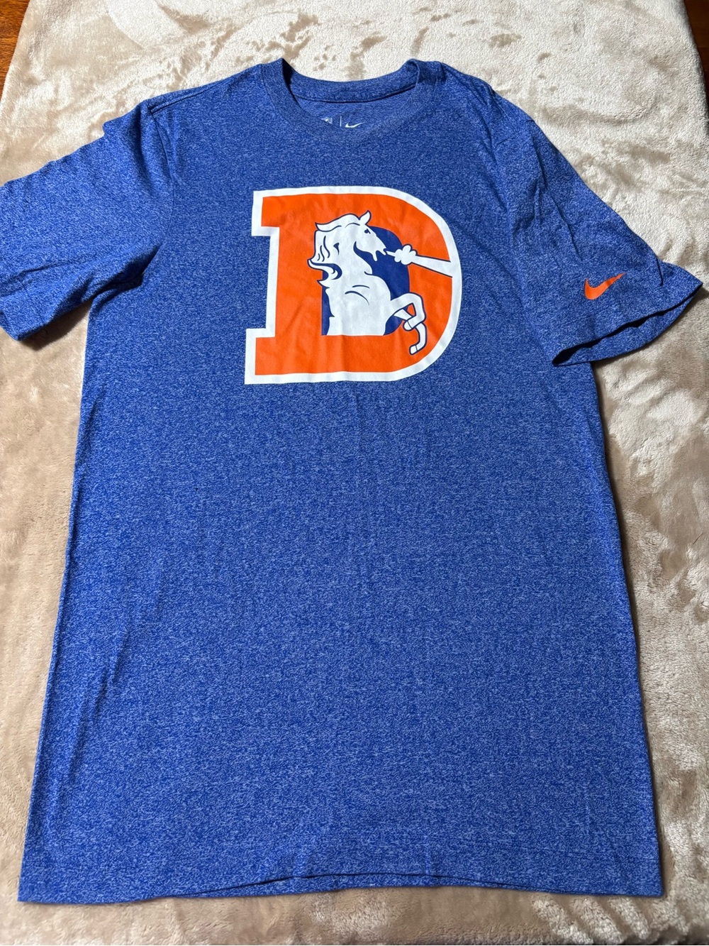 Denver Broncos Retro Throwback "D" Logo Graphic Tee Size S